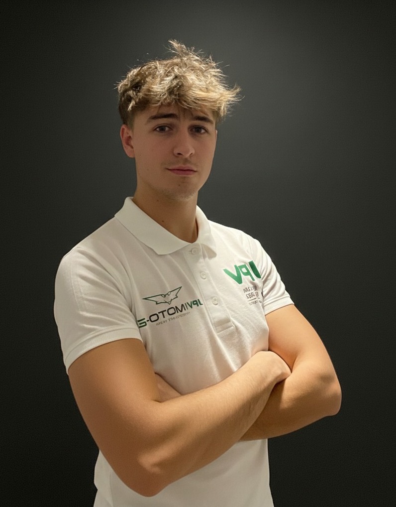 Hugo Ruiz - Coordinador